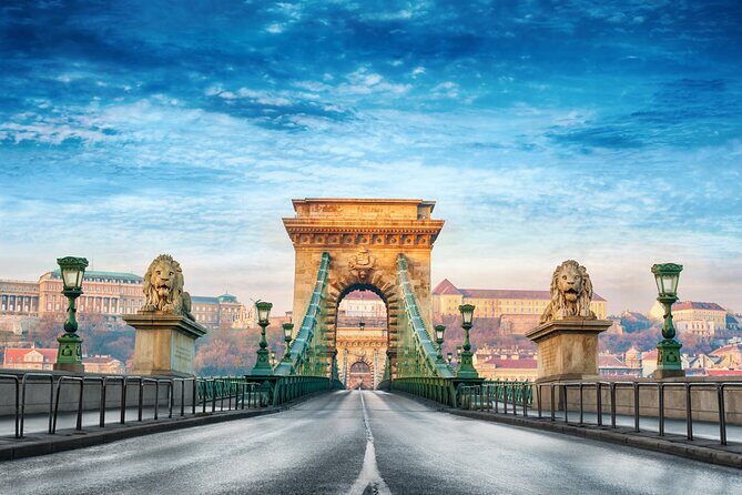 Budapest Scavenger Hunt and Highlights Self Guided Audio Tour - How the Self-Guided Format Changes Your Budapest Day