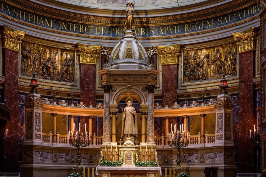 Budapest: St.Stephen's Basilica Grand Organ Concert Tickets - Treasury Highlights: The Holy Dexter and St Stephen’s Right Hand