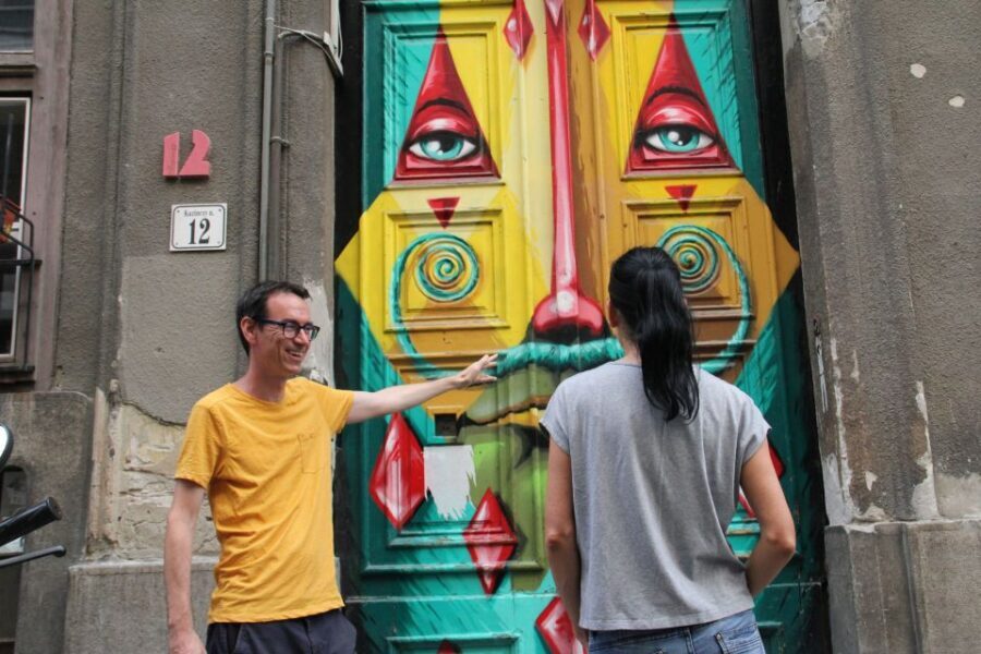 Budapest: Street Art Tour - Weather, pace, and what to bring