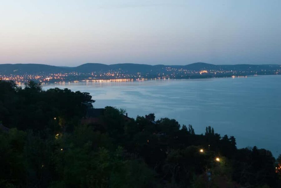 Budapest: Tihany Peninsula Hike and Abbey Day Trip - Train back to Budapest: how to end without feeling rushed