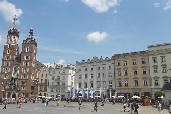 Budapest to Krakow private transfer - The 6-Hour Ride Through Slovakia: Simple, Not Sloppy