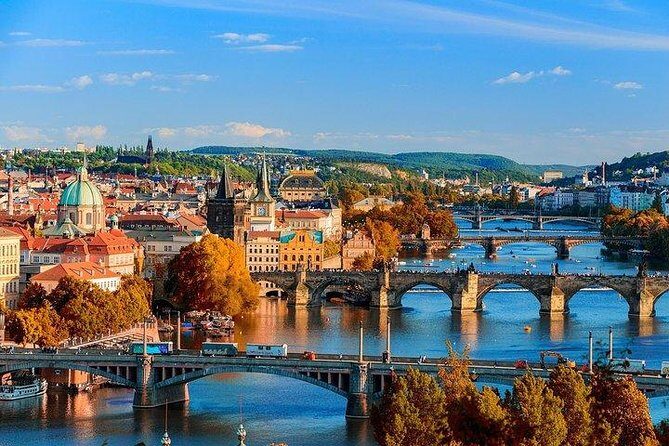 Budapest to Prague Private transfer with 2 hour sightseeing stop - The Best Part: A Private Ride That Respects Your Time