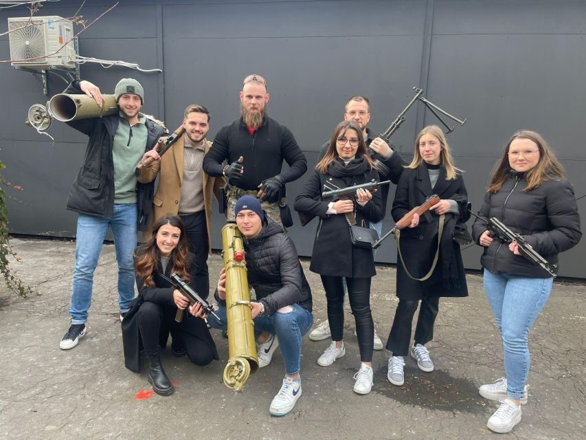 Budapest: UNIQUE EXPERIENCE - Gamer shooting package - Getting to Holló u. 6 and the easy street-level entrance