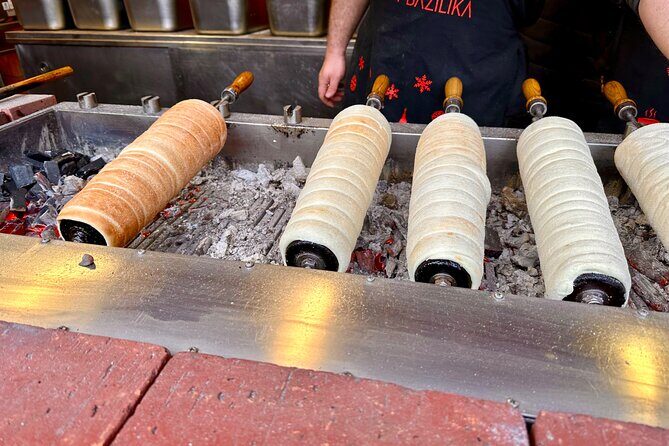Budapest Urban Treats - Cake and Coffee House Tour - Walking Pace, Stop Timing, and the Reality of 2.5 Hours