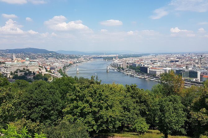 Budapest Walking Tour with Your Private Guide: 20+ Highlights - Heroes’ Square: Statues as a Quick History Lesson