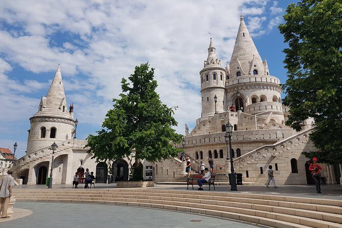 Budapest Walking Tour with Your Private Guide: 20+ Highlights - St. Stephen’s Basilica and the Best Places to Go Inside