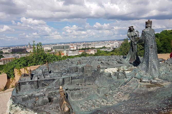 Budapest Walking Tour with Your Private Guide: 20+ Highlights - Vajdahunyad Castle and City Park Area: Architecture You Can Spot Fast