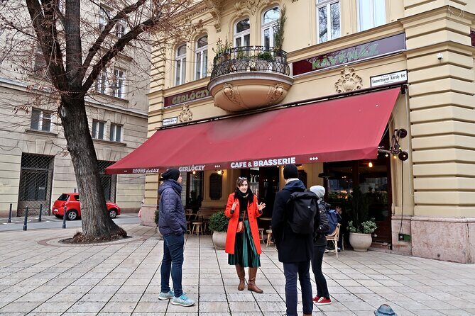 Café Wandering: An Excursion through Budapest’s Belle Epoque - Why Café Gerbeaud feels like a time capsule (and not a museum)