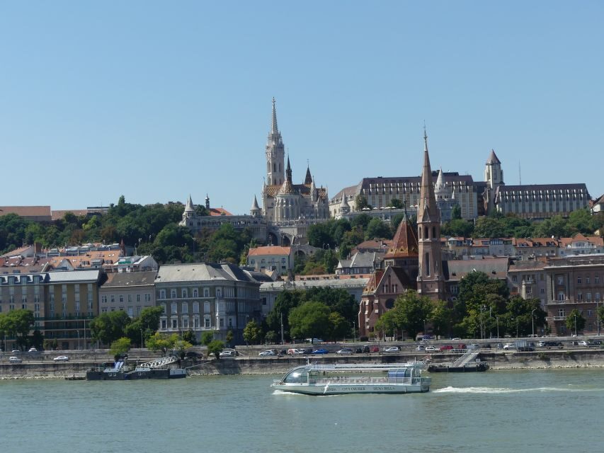 Castle District & Pest Driving Tour with Danube River Cruise - Practical tips so the day stays pleasant