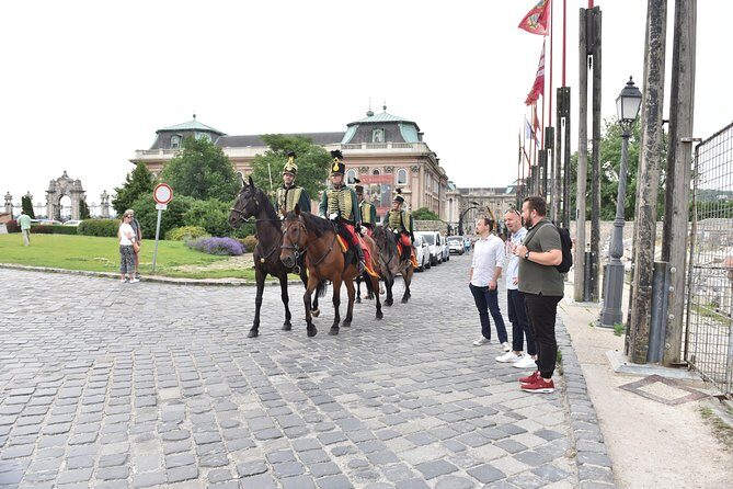 Castle District tour with Matthias Church Ticket & Cake & Coffee - Why Budapest’s Castle District feels different from the riverfront