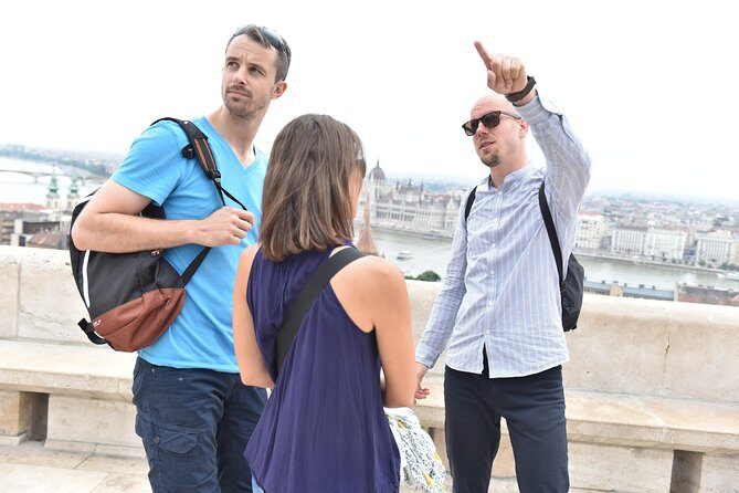 Castle District tour with Matthias Church Ticket & Cake & Coffee - Buda Castle complex: royal scale in a short visit
