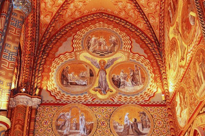 Castle District tour with Matthias Church Ticket & Cake & Coffee - Matthias Church: the included ticket and what you should look for