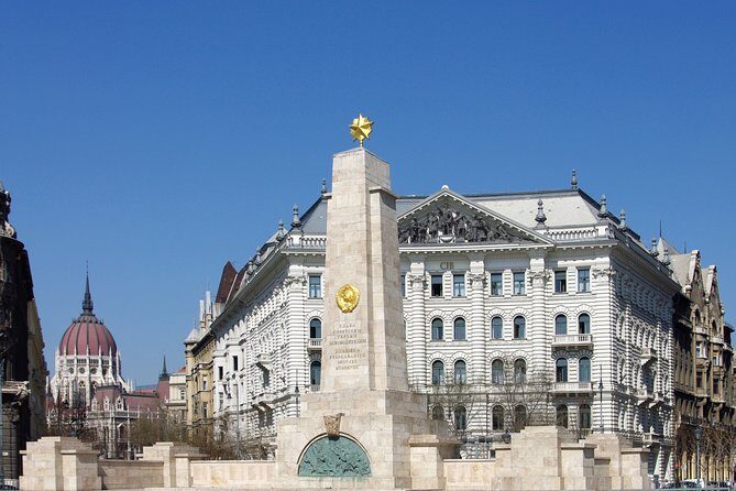 Classic Walk in Budapest Historical Center - Pesti Vigadó: A Dance Palace Built for Aristocratic Taste