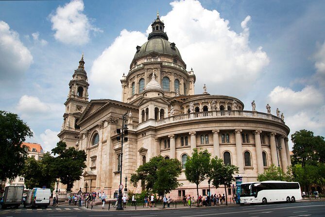 Classic Walk in Budapest Historical Center - The Pastry-and-Terrace Square: A Smart Break Built Into the Walk