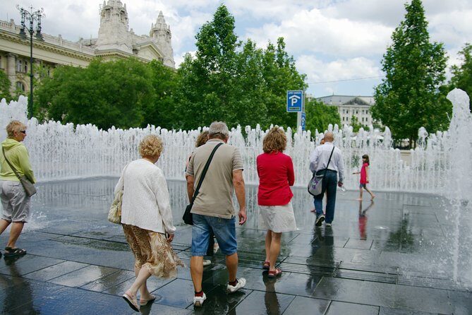 Classic Walk in Budapest Historical Center - Elizabeth Square: Park Space, Danube Fountain, and a Big Ferris Wheel