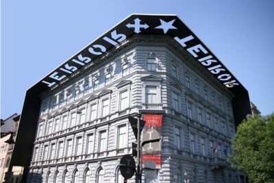 Communist Budapest Walking Tour - Kossuth Square and the 1956 revolution’s visible fingerprints