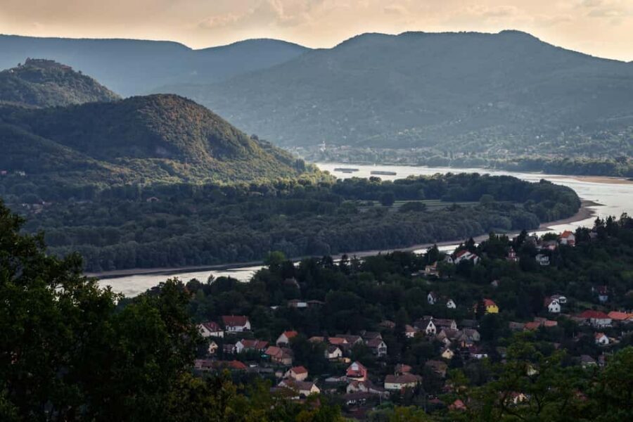 Danube Bend Day Trip - Nature Escape to Zebegény - The 4-hour hike: forest paths, riverbank walking, and a lookout