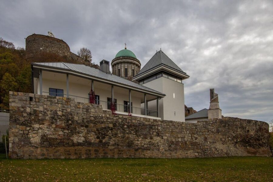 Danube Bend: Private 8-Hour Full Board Tour from Budapest - A private Danube Bend day plan that stays flexible