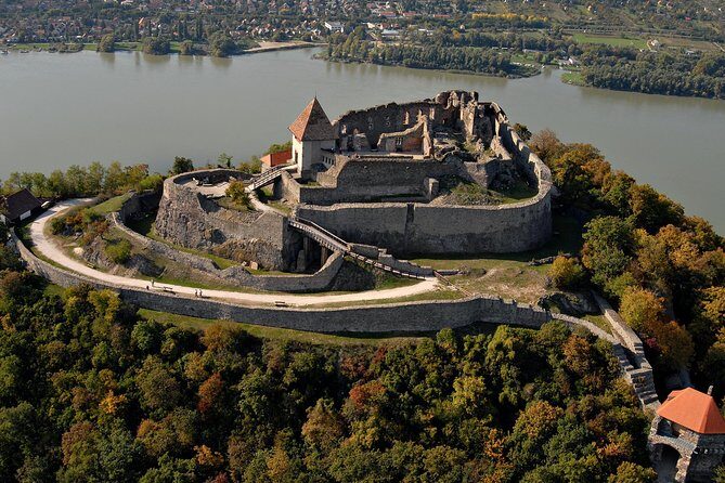Danube Bend Privately with full board - Why a private Danube Bend day beats DIY