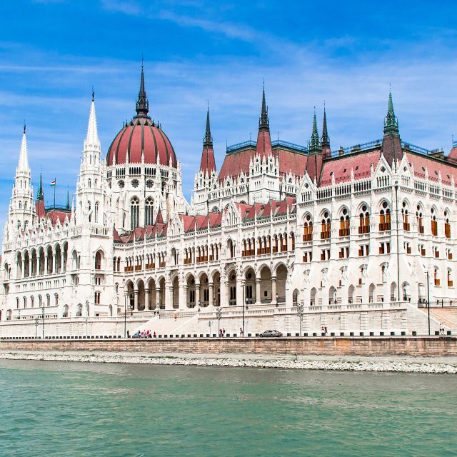 Downtown Budapest Private Guided Segway Tour - When Terrain Gets Tricky: Stairs, Grassy Hills, and Dusk