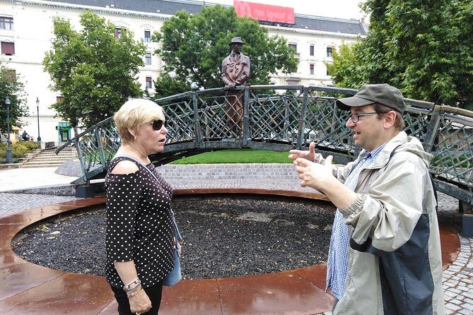Downtown Pest Walking Tour - St. Stephen’s Basilica, Art Nouveau Streets, and a Synagogue Landmark