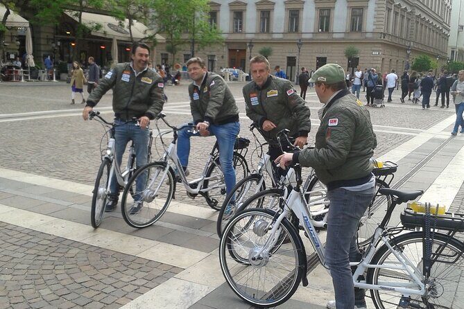 E-Bike Guided Tour in Castle Hill Budapest - Margaret Island break: the city’s “green lung” and garden time