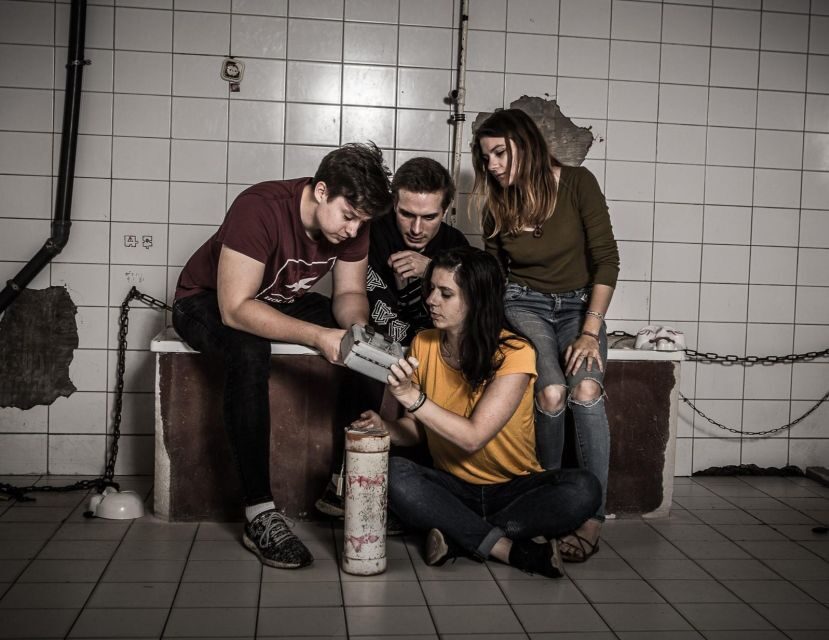 Escape Rooms by PanIQ Room in Budapest - Teamwork: the part that makes or breaks the hour