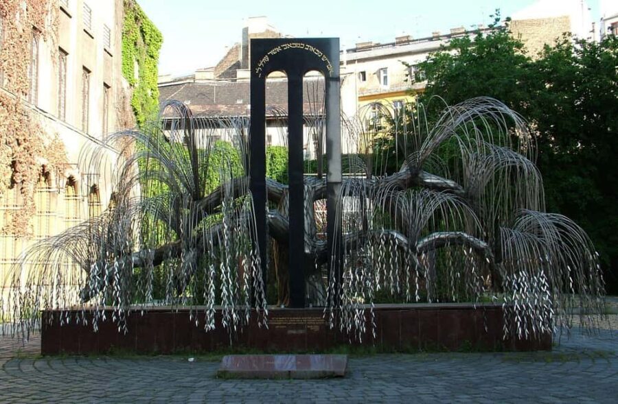 Explore the rich Jewish heritage of Budapest PRIVATE TOUR - Optional upgrades: Jewish Museum, nearby memorials, and extra context