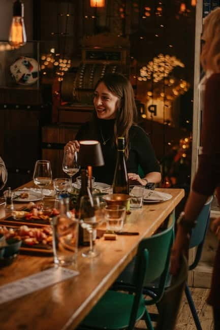 Food and Wine Tasting in Budapest by the Basilica - Key things I’d circle before you book