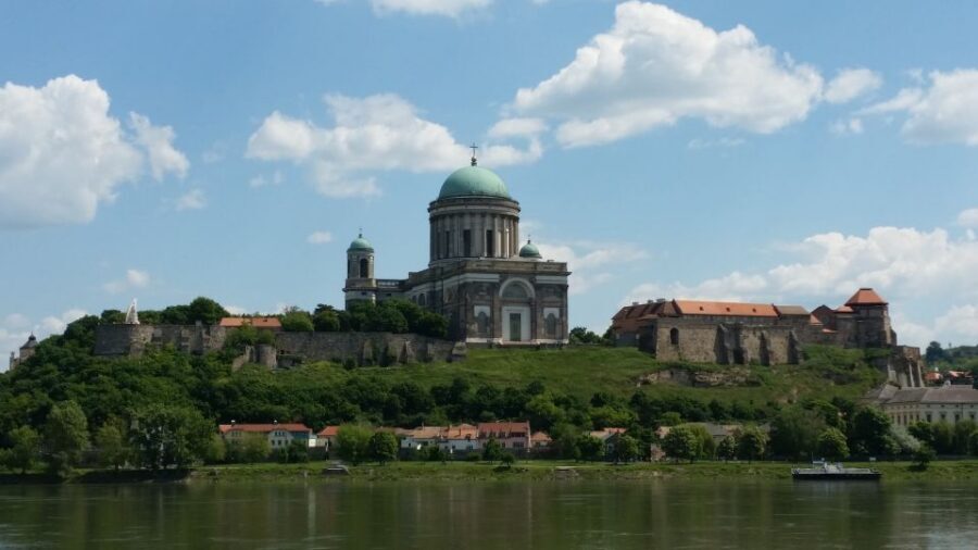 From Budapest: Danube Bend Full-Day Private Tour with Lunch - Visegrád Royal Palace ruins and the citadel viewpoint