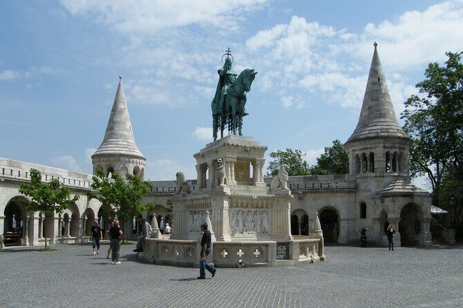 General sightseeing tour - Széchenyi Baths: The View-Through-Windows Kind of Stop