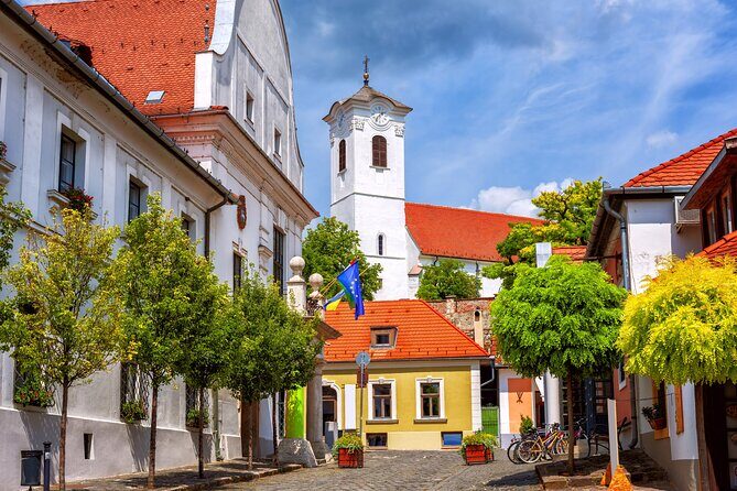 Godollo Sisi Castle and Szentendre Full-Day Private Tour from Budapest - The trip to Szentendre: slow Danube-town rhythm