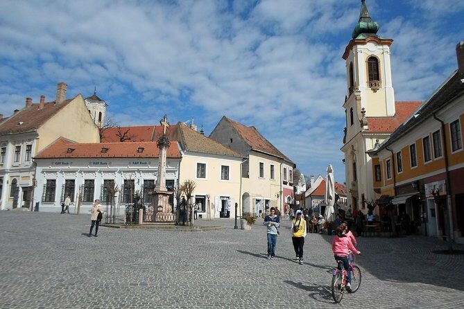 Godollo Sisi Castle and Szentendre Full-Day Private Tour from Budapest - Main Square in Szentendre: where to start your walking loop