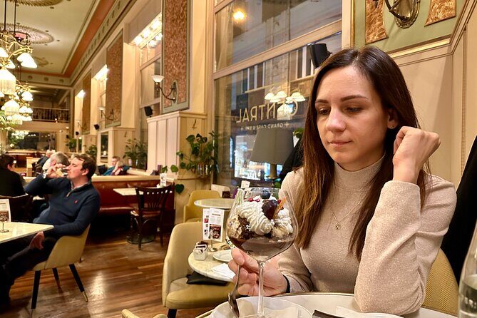 Guilty pleasures - A Budapest Dessert & Coffee House Tour - Taste your way through Hungarian sweets and retro confectionary corners