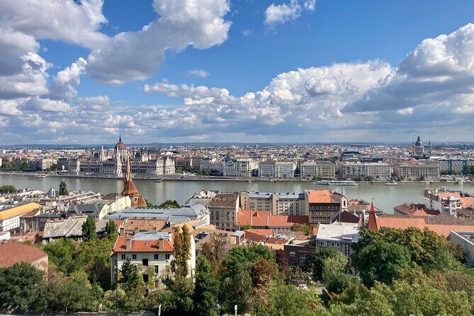 Half day Budapest city tour by car / minivan - Danube icons: Margit Bridge, the Zero Kilometre Stone, and the Chain Bridge