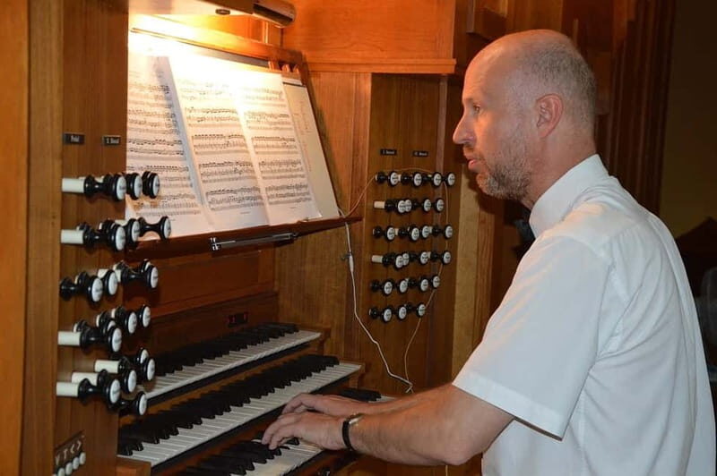 Hévíz: Majestic Sounds Organ Concert at the Blue Church - Miklós Teleki and the weekly Baroque-to-Romantic rhythm