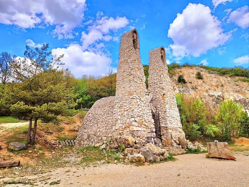 Hike to Spiritual Sites Near Budapest - Key highlights you’ll care about