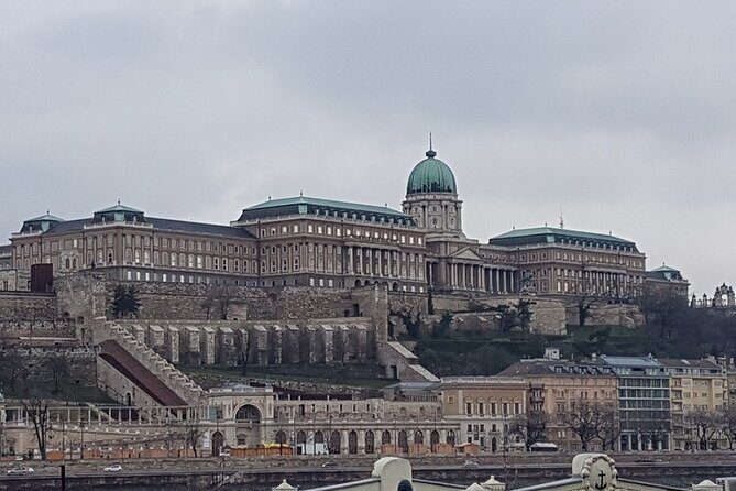 Historical and Cultural Guided Tour of Budapest - Heroes’ Square, City Park, and Vajdunyad Castle: the roots start in plain sight
