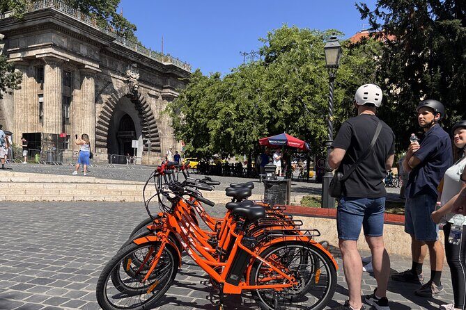 Historical Bike Tour of Budapest 2.5 Hours with Local Guide - The big-city core: Parliament, freedom monuments, and iconic buildings