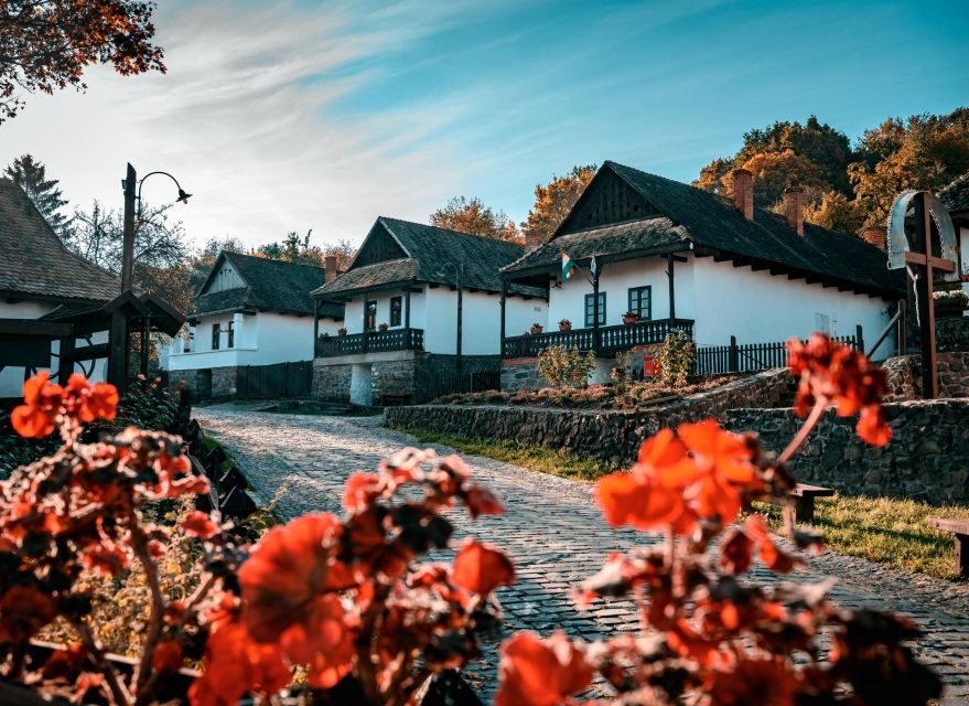 Hollókő, the rural Heritage, Day Tour from Budapest - Getting there from Budapest: pickups and the 80-minute ride