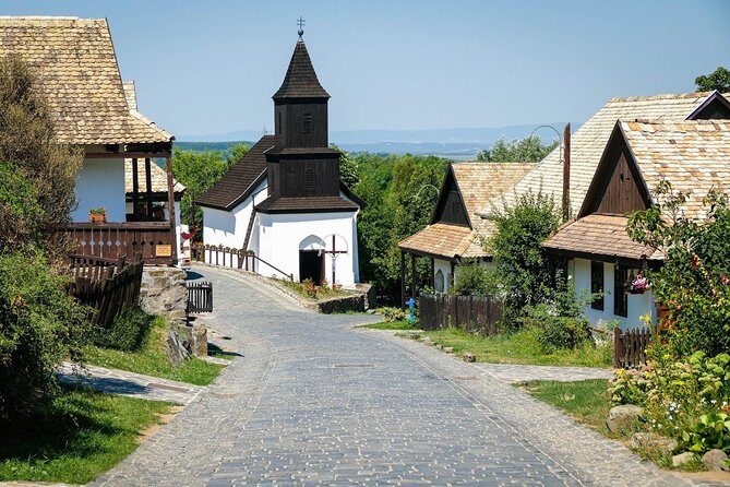 HOLLÓKŐ UNESCO World Heritage site + Eger Castle Private guided tour - Included value: what your $240.30 price buys you