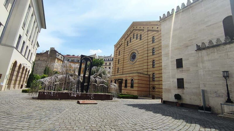 Jewish Budapest (German-language city tour) - Meeting at Madách Imre tér: start where the neighborhood begins
