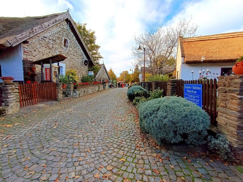 Lake Balaton and Herend Guided Tour - Herend Porcelain Manufactory: movie, museum, and hands-on context