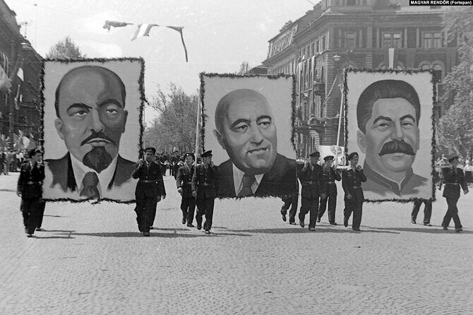 Life Under Communism" with optional visit to the House of Terror - Szabadság tér: the space of politics and perspective