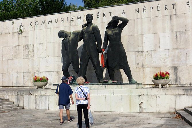 Life Under Communism" with optional visit to the House of Terror - Starting at Liberty Square: the Soviet Siege memorial