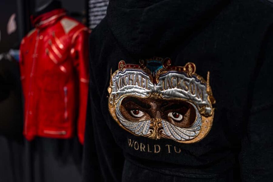Michael Jackson HIStory Exhibition Entry Ticket - Getting to it and pairing it with your Budapest day