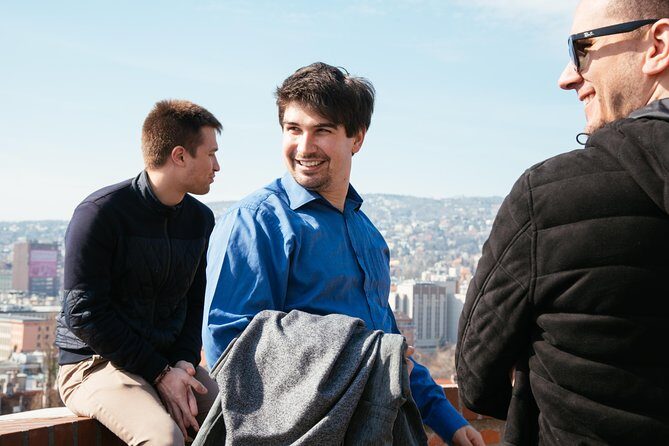 Pest side stories with a Historian - Stop 1: Elizabeth Square, from market and Stalin Square to a modern hangout