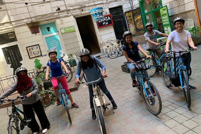 Private Budapest Adventure E-bike Tour to Buda Hills - Városmajor Park: the easy breathing space before the hills