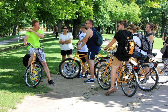 Private Budapest Bike Tour with Cafe Stop - Coffee and Cake Reset: A Real Timing Break in the Middle