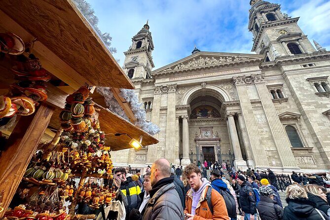 Private Budapest Christmas Market Tour with Chimney Cake & Mulled Wine - Stop 1: Vörösmarty Square (Vörösmarty tér) and the holiday street-level feeling